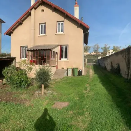 Maison Magnolia * Chasse-sur-Rhone